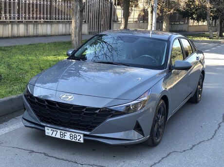 Hyundai Elantra 2021