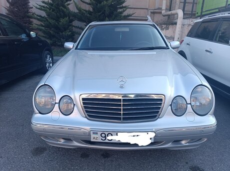 Mercedes E 270 2001