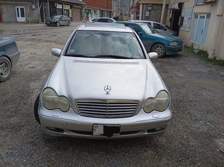 Mercedes C 230 2001