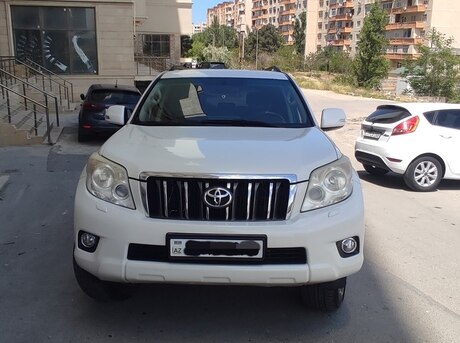 Toyota Land Cruiser Prado 2010