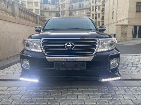 Toyota Land Cruiser 2013