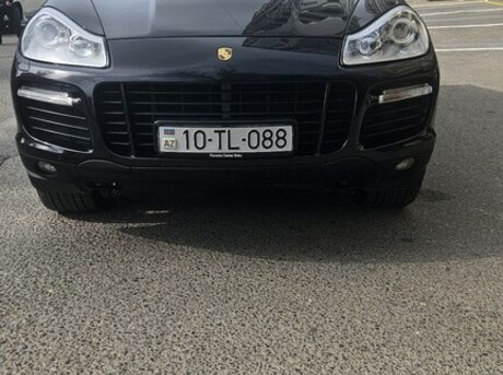 Porsche Cayenne GTS