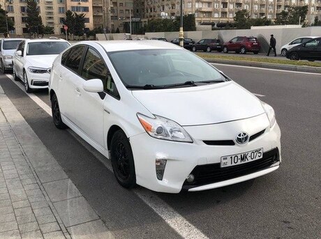 Toyota Prius 2015