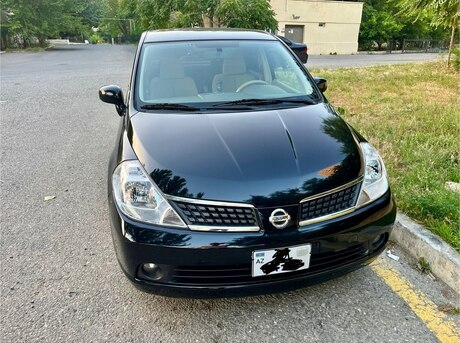Nissan Tiida 2007