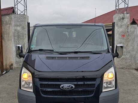 Ford Transit 2010