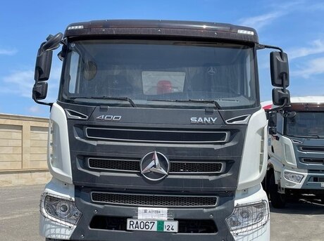 HOWO Shacman F2000