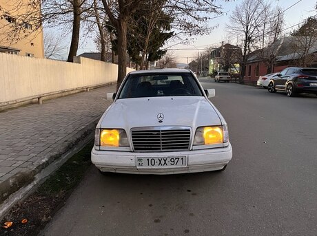 Mercedes E 200 d 1994