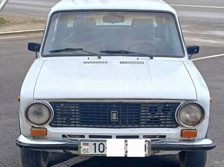 LADA (VAZ) 21011 1980