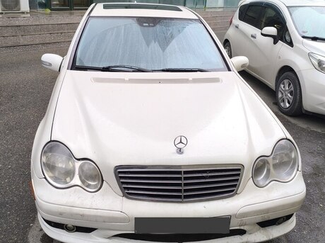 Mercedes C 230