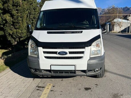 Ford Transit 2011