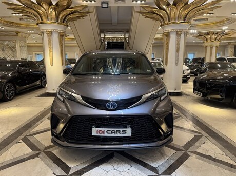Toyota Sienna