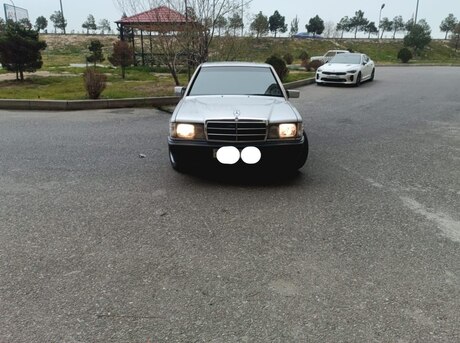 Mercedes 190 1993