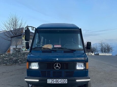 Mercedes 208 D 1994