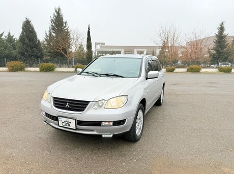 Mitsubishi Airtrek 2001