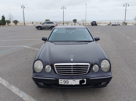 Mercedes E 220 d 2000