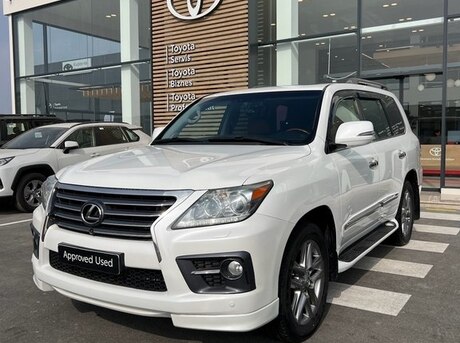 Lexus LX 570 2012