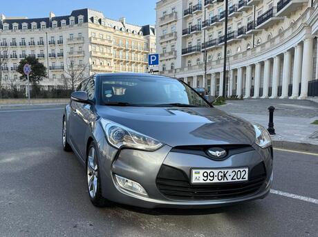 Hyundai Veloster 2011