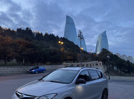 Hyundai i30 2011