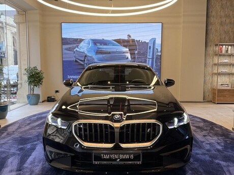 BMW i5 2024