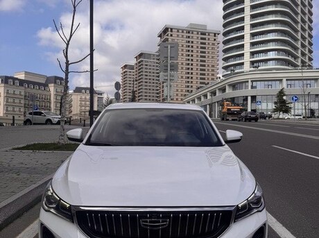 Geely Emgrand 2022