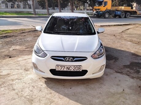 Hyundai Accent 2011