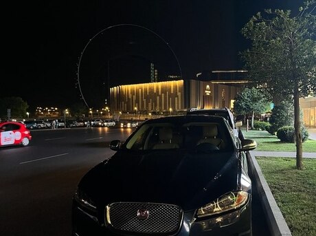 Jaguar XF