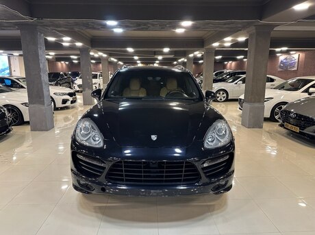 Porsche Cayenne Turbo