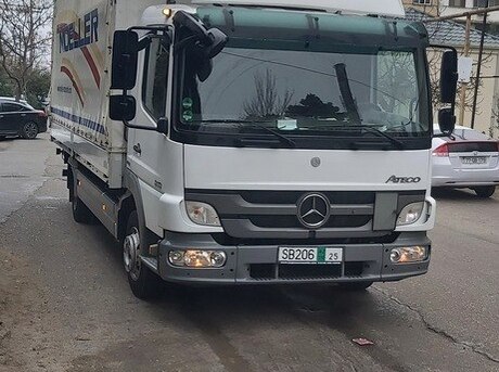 Mercedes Atego 818 2012