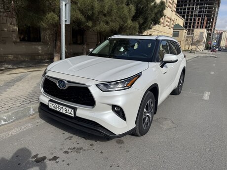Toyota Highlander 2021