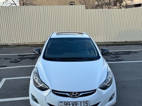 Hyundai Elantra 2012