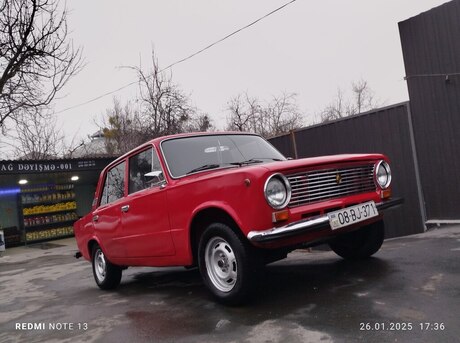 LADA (VAZ) 21011