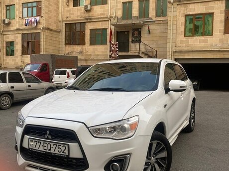 Mitsubishi Outlander Sport 2015
