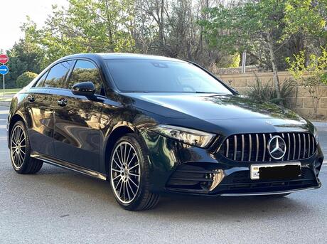 Mercedes A 250 e