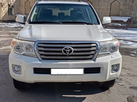 Toyota Land Cruiser 2013