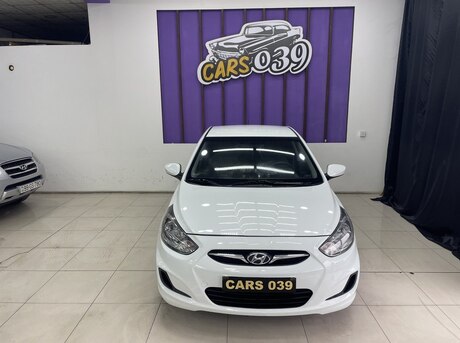 Hyundai Accent 2012