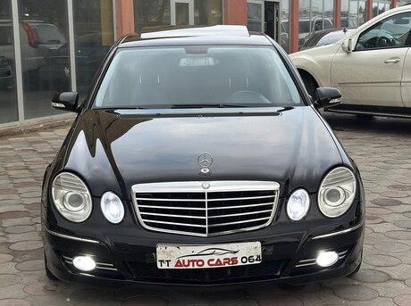Mercedes E 280
