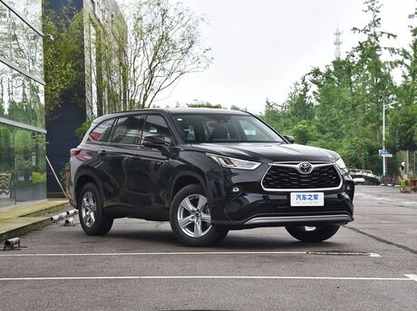 Toyota Highlander 2025