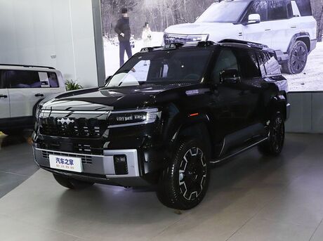 BYD Leopard 8