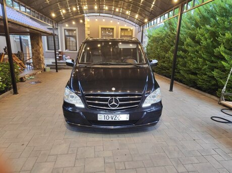 Mercedes Viano