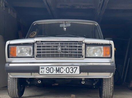 LADA (VAZ) 2107