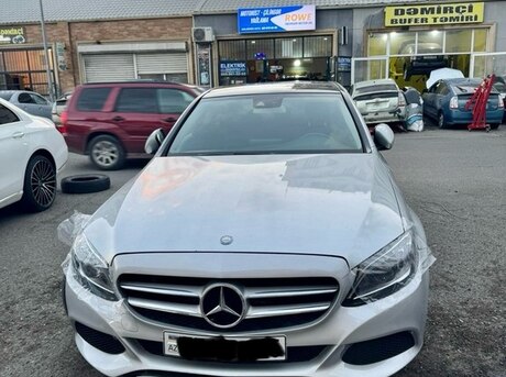 Mercedes C 300 4MATIC