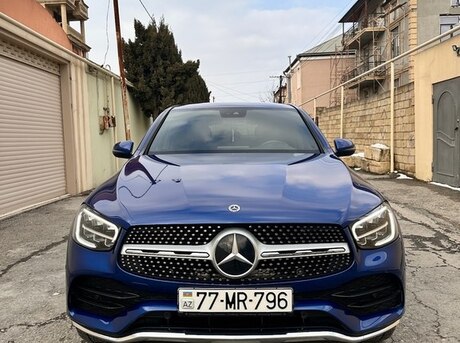 Mercedes  2022