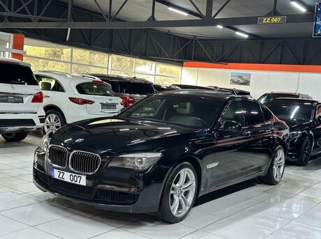 BMW 740