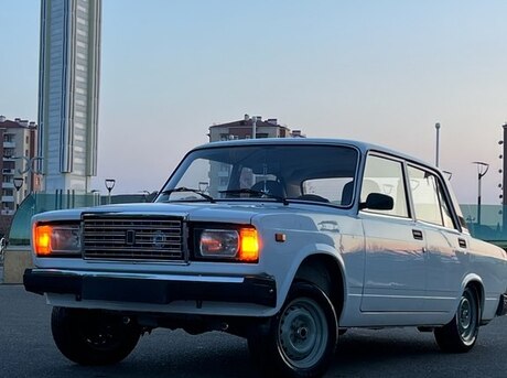 LADA (VAZ) 2107