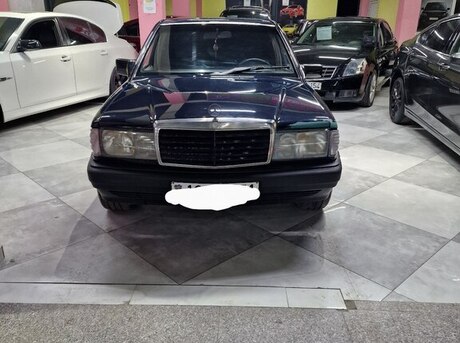 Mercedes 190