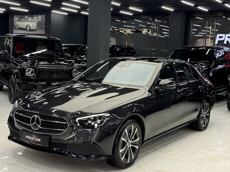 Mercedes E 300 e 2022