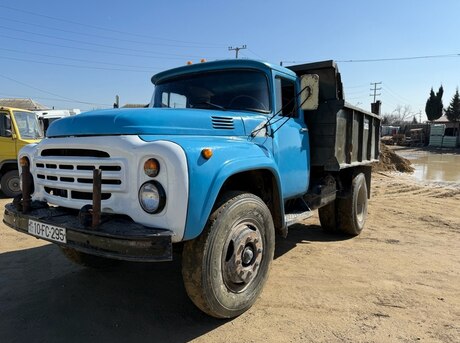 ZIL 130