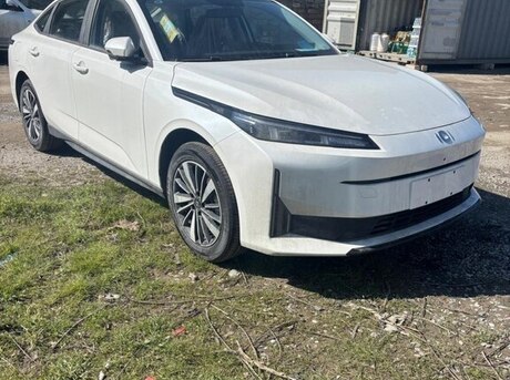 Changan Qiyuan A05 2024
