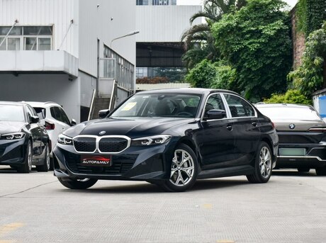 BMW i3 2025