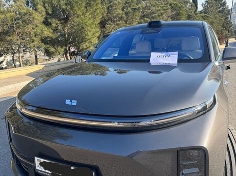 Li Auto L7